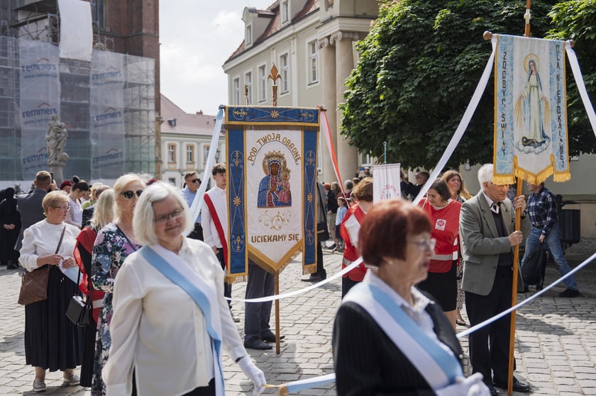 Boże Ciało 2025, uroczysta procesja
