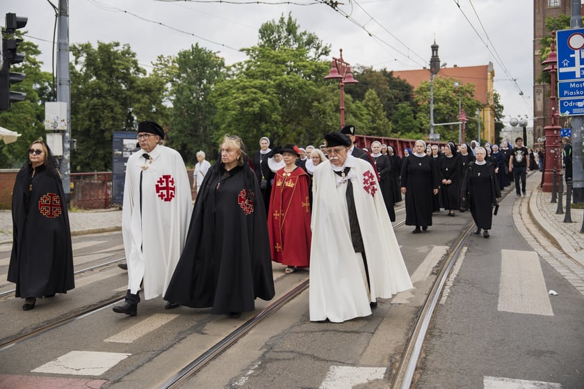 Boże Ciało 2025, uroczysta procesja