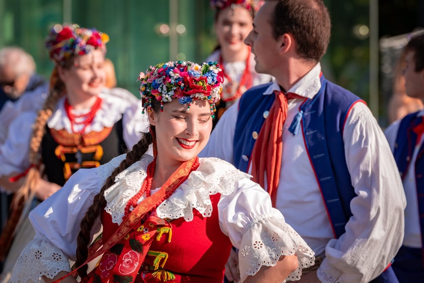 Pierwsza Wrocławska (świętojańska) Potańc&oacute;wka na placu Wolności