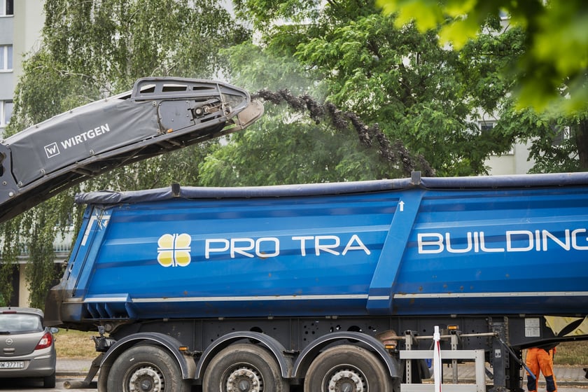 Sprzęt budowlany i drogowcy na Bajana, pierwszy dzień remontu (23 czerwca 2025)