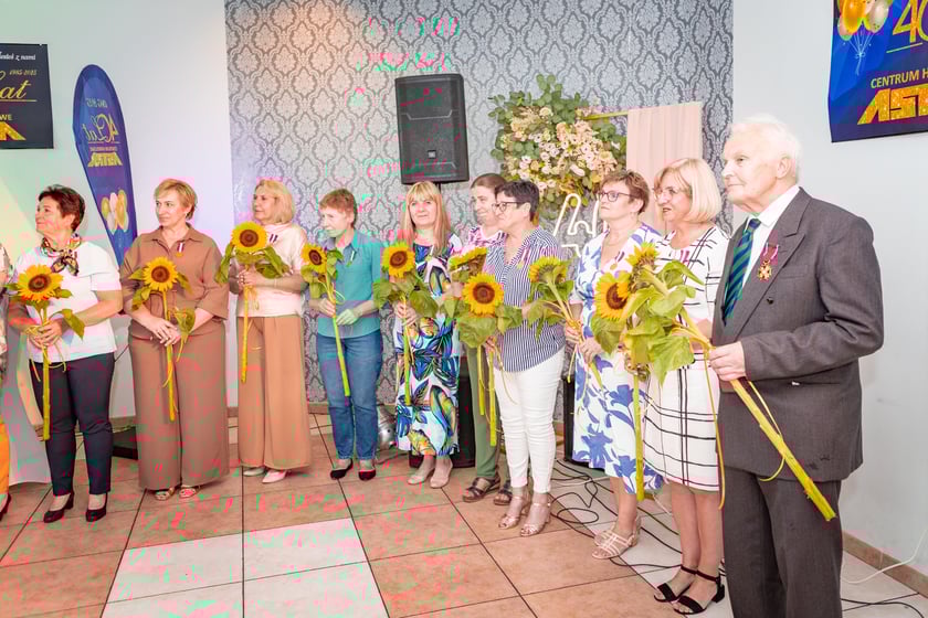 Centrum Handlowe Astra przy Horbaczewskiego świętuje 40-lecie. W niedzielę 22 czerwca 2025 r. uhonorowano pracowników i klientów.