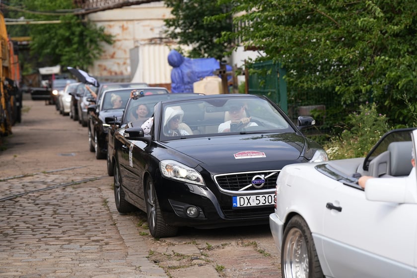 Meta Ogólnopolskiego Charytatywnego Rajdu Cabrio  na Zajezdni Popowice