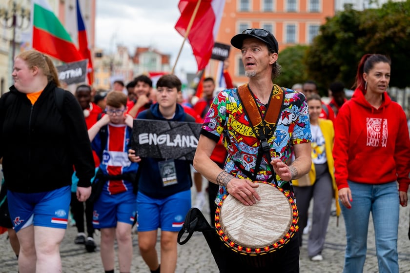 Ruszył XV Wrocław Cup! Kolorowa parada otworzyła Międzynarodowy Turniej w Piłce Ulicznej