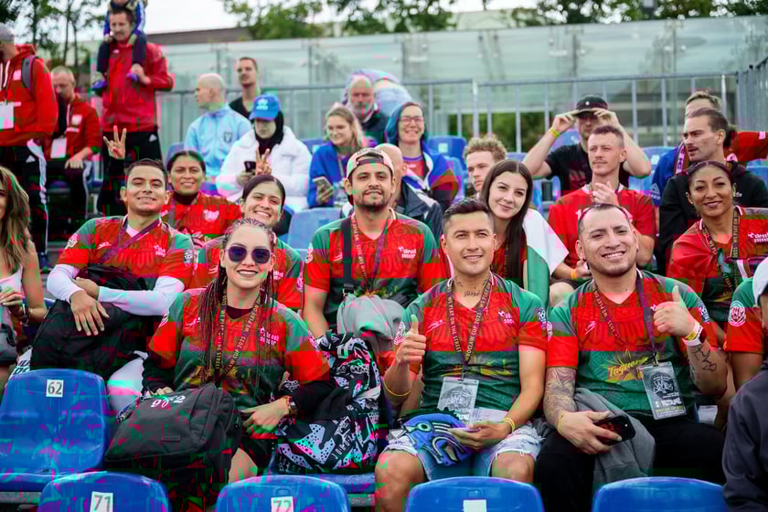 Ruszył XV Wrocław Cup! Kolorowa parada otworzyła Międzynarodowy Turniej w Piłce Ulicznej