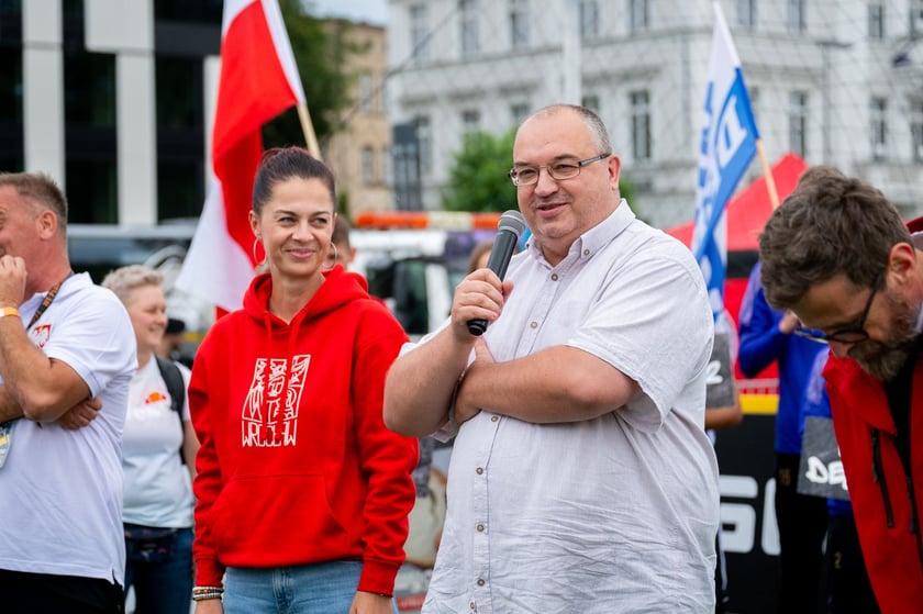 Ruszył XV Wrocław Cup! Kolorowa parada otworzyła Międzynarodowy Turniej w Piłce Ulicznej