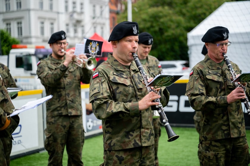 Ruszył XV Wrocław Cup! Kolorowa parada otworzyła Międzynarodowy Turniej w Piłce Ulicznej