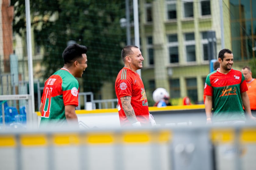 Ruszył XV Wrocław Cup! Kolorowa parada otworzyła Międzynarodowy Turniej w Piłce Ulicznej