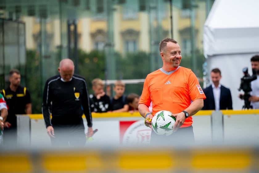 Ruszył XV Wrocław Cup! Kolorowa parada otworzyła Międzynarodowy Turniej w Piłce Ulicznej