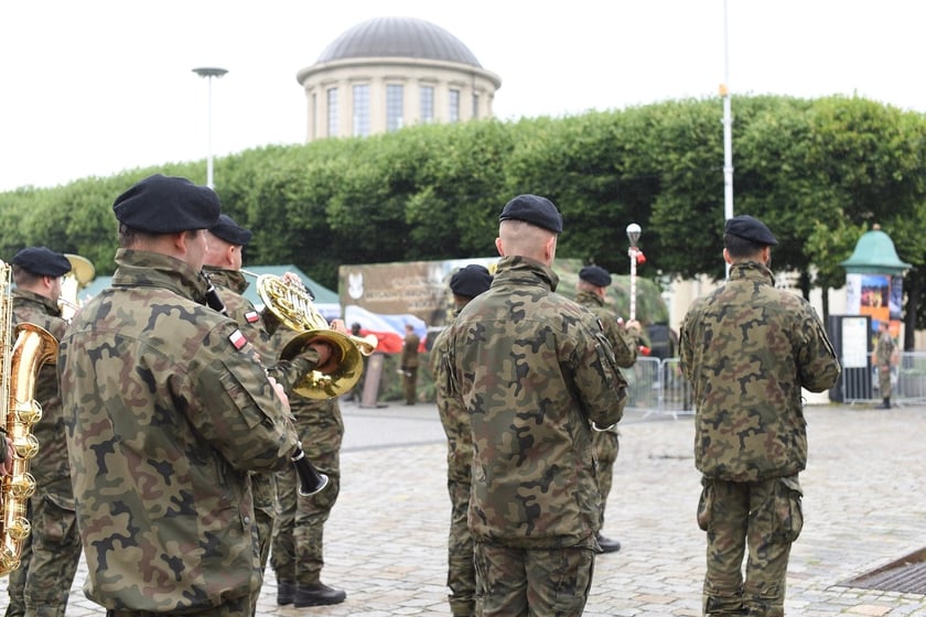 Przysięga żołnierzy 16. Dolnośląskiej Brygady Obrony Terytorialnej