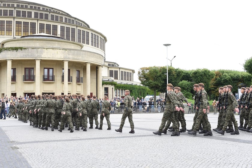Przysięga żołnierzy 16. Dolnośląskiej Brygady Obrony Terytorialnej