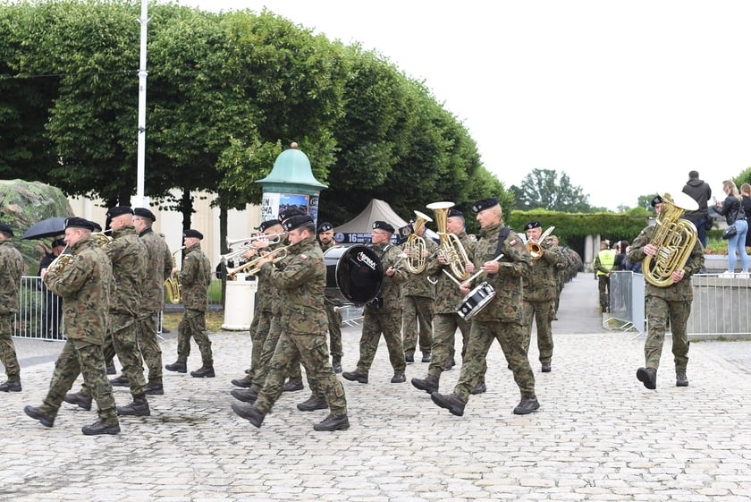 Przysięga żołnierzy 16. Dolnośląskiej Brygady Obrony Terytorialnej