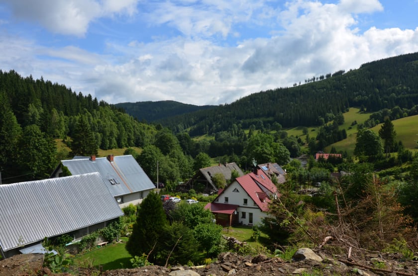 Bielice - widok z drogi na Kowadło