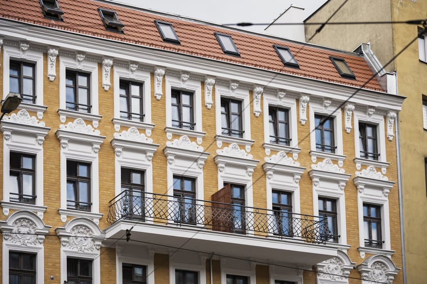 Wyremontowana kamienica Jedności Narodowej 153, 22 lipca 2025