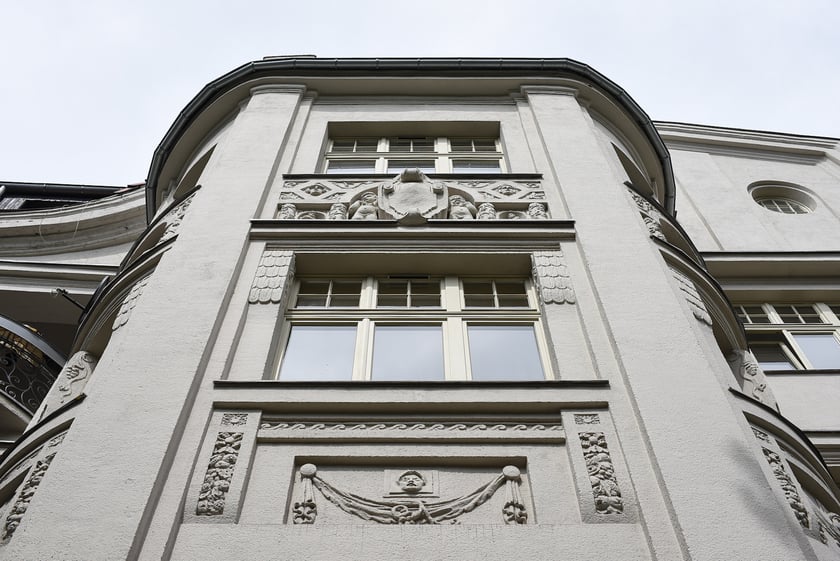 Kamienica pl. Powstańców Śląskich 11, lipiec 2025
