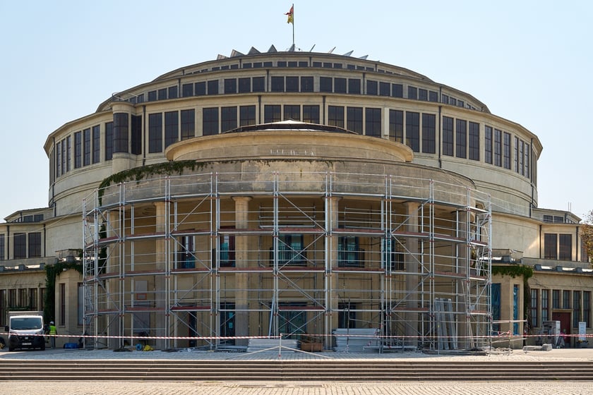 Hala Stulecia - rozpoczyna się wielkie czyszczenie elewacji, 13 sierpnia 2025 rok