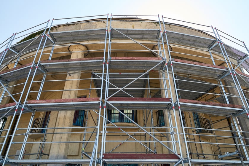 Hala Stulecia - rozpoczyna się wielkie czyszczenie elewacji, 13 sierpnia 2025 rok