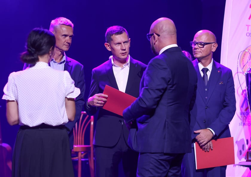 Inauguracja roku szkolnego 2025/26 w Imparcie z udziałem dyrektorów wrocławskich placówek oświatowych i władz miasta