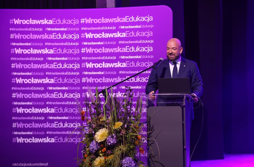 Inauguracja roku szkolnego 2025/26 w Imparcie z udziałem dyrektorów wrocławskich placówek oświatowych i władz miasta