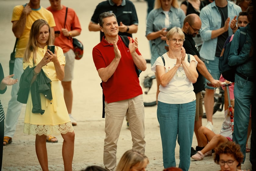 W parku Południowym z koncertem w cyklu „Muzyczne Parki Wrocławia” wystąpiła Marzena Słowik z zespołem „Słowik e os pássaros do amor”.