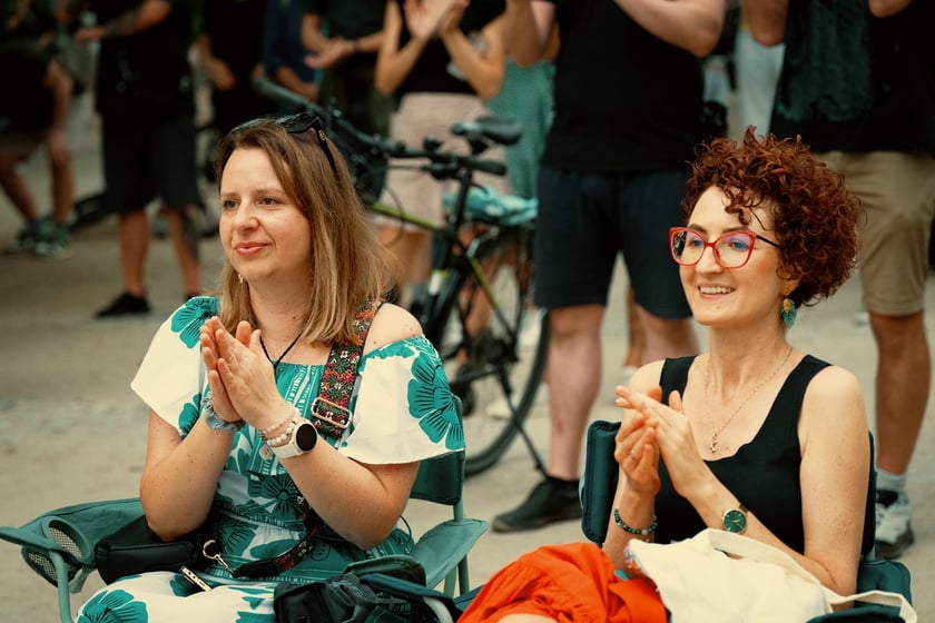 W parku Południowym z koncertem w cyklu „Muzyczne Parki Wrocławia” wystąpiła Marzena Słowik z zespołem „Słowik e os pássaros do amor”.