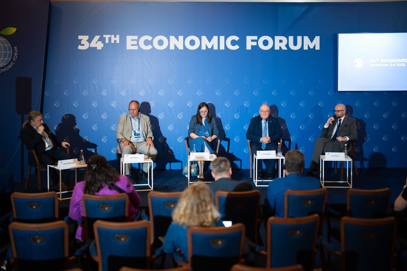 Panel międzynarodowy&nbsp;"Praga, Drezno i Wrocław - co czeka ten nowy, rosnący w siłę tr&oacute;jkąt?" - Forum Ekonomiczne w Karpaczu 2025