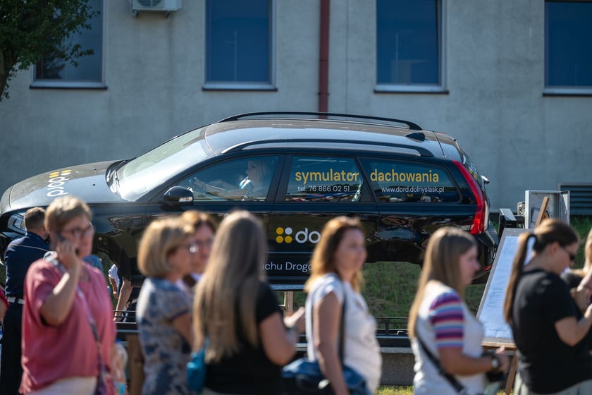 IPAPOLRUN 2025 we Wrocławiu - bieg funkcjonariuszek i pracownic cywilnych policji z Dolnego Śląska, z okazji 100-lecia kobiet w policji