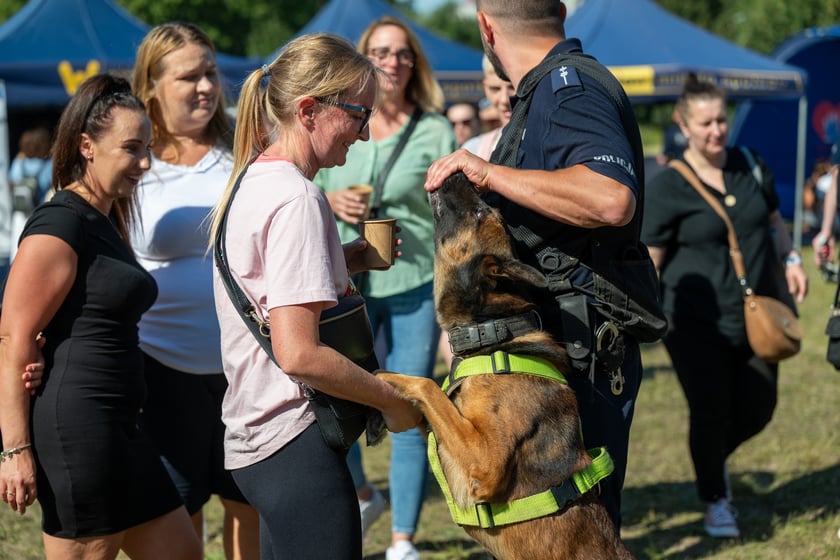 IPAPOLRUN 2025 we Wrocławiu - bieg funkcjonariuszek i pracownic cywilnych policji z Dolnego Śląska, z okazji 100-lecia kobiet w policji