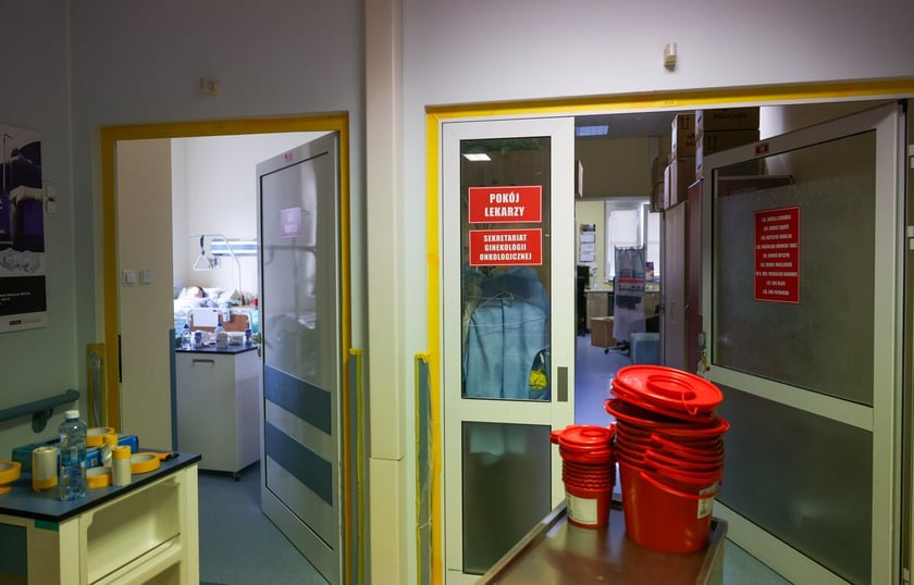 "Zadyma", czyli remont w czynie społecznym na oddziale ginekologii onkologicznej.