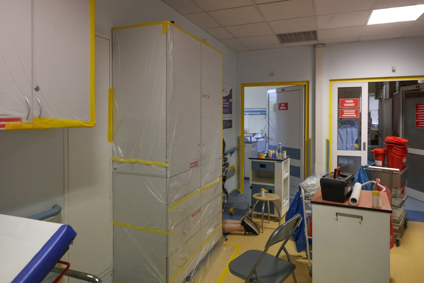 "Zadyma", czyli remont w czynie społecznym na oddziale ginekologii onkologicznej.