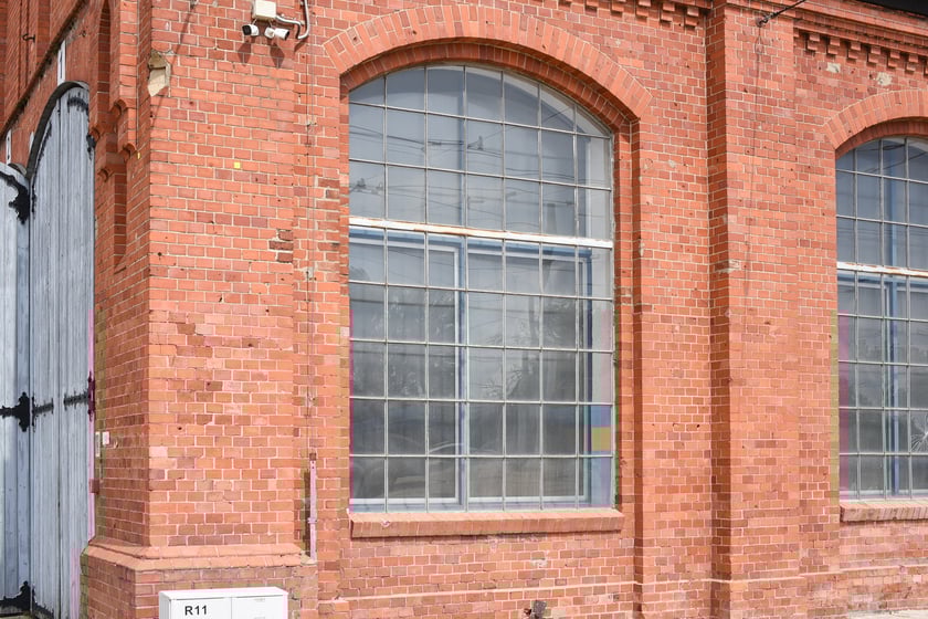 Zabytkowa hala na zajezdni Borek, lato 2025