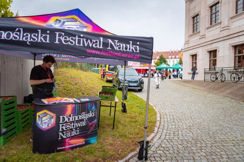 Miasteczko Naukowe przy placu Katedralnym. Wrocław, 13.09.2025