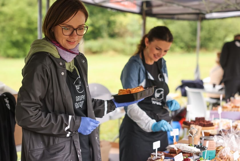 Piknik Adopciaka zorganizowany przez Grupę Ratuj w parku Grabiszyńskim. Wrocław, 14.09.2025