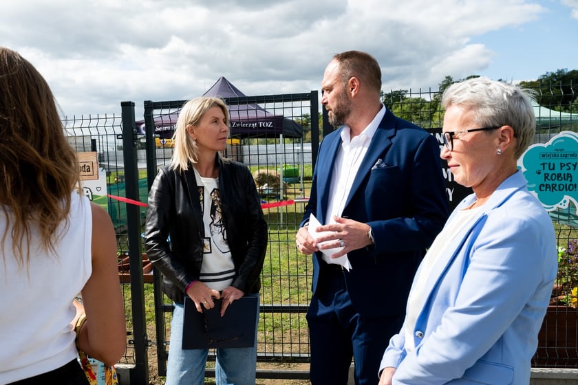 TOZ&nbsp;Schronisko dla Bezdomnych Zwierząt &ndash; otwarcie trzech nowych wybieg&oacute;w