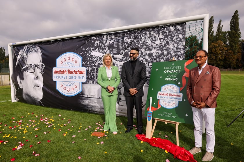 Wizyta Abhisheka Bachchana we Wrocławiu &ndash; uroczystość zapowiadająca powstanie pierwszego we Wrocławiu boiska do krykieta im. Amitabha Bachchana