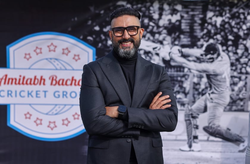 Wizyta Abhisheka Bachchana we Wrocławiu &ndash; uroczystość zapowiadająca powstanie pierwszego we Wrocławiu boiska do krykieta im. Amitabha Bachchana