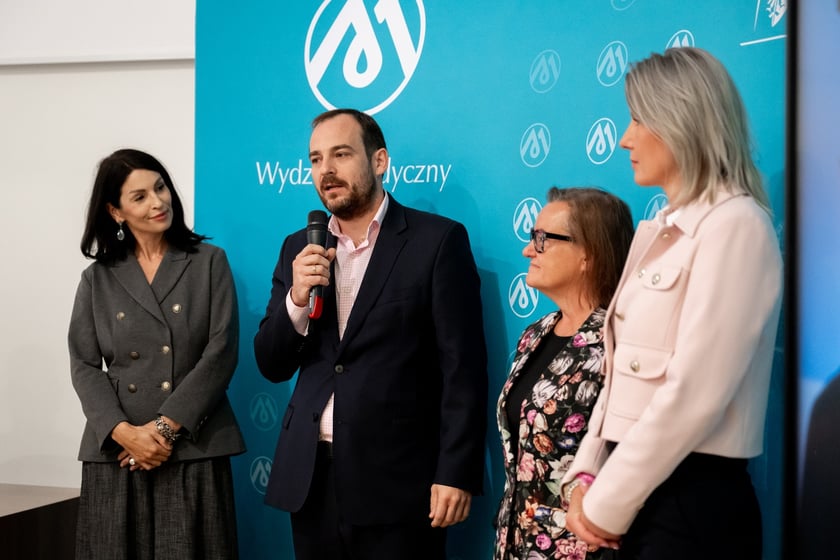 Na zdjęciach 3. Festiwal Pierwszej Pomocy na Politechnice Wrocławskiej &ndash; rozpoczęcie konferencji &bdquo;Bezpieczny Wrocław&rdquo;