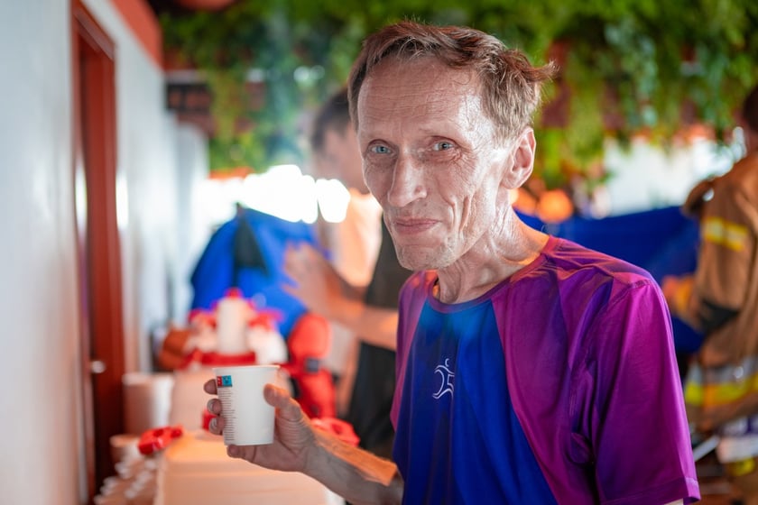 Uczestnicy 10. Sky Tower Run we Wrocławiu