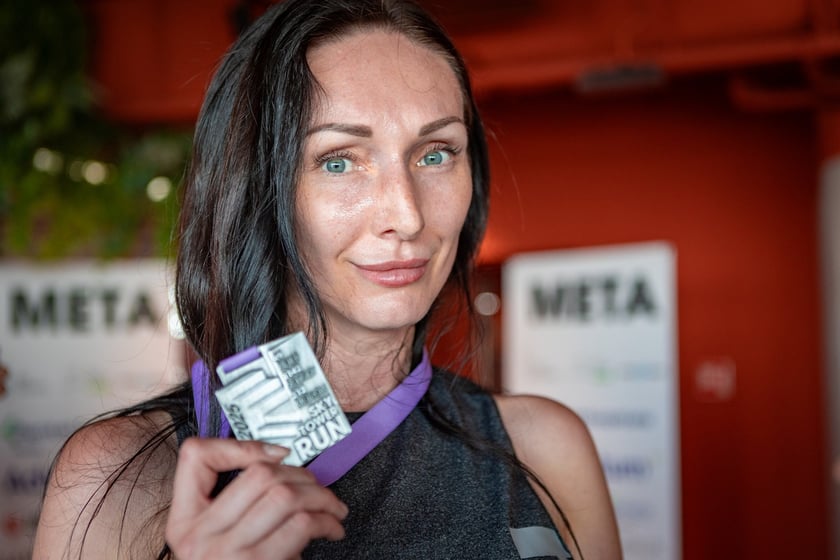 Uczestnicy 10. Sky Tower Run we Wrocławiu