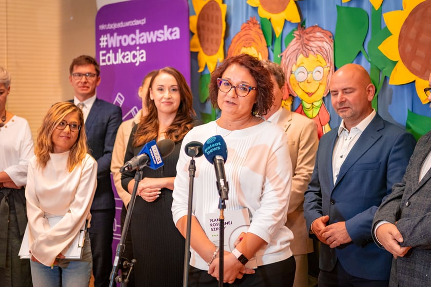 Dieta wegetariańska w kolejnych wrocławskich placówkach - konferencja prasowa 30.09.2025