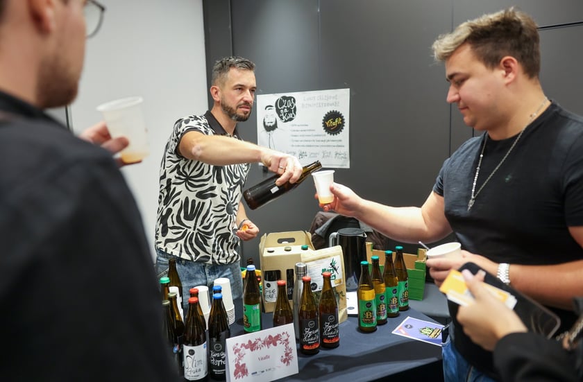 Na zdjęciach IV edycja programu &bdquo;Od pola na wrocławski st&oacute;ł&rdquo; we wrocławskim Novotelu