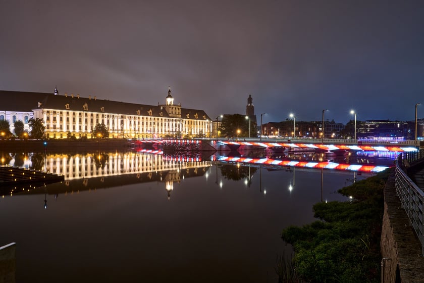 Próby światła na wyremontowanych mostach Uniwersyteckich, 8 października 2025