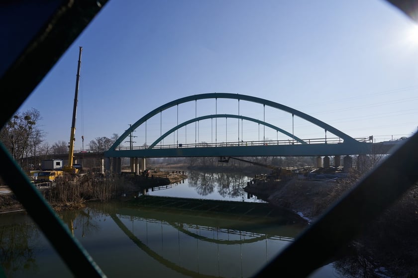 Most Olimpijski nad Odrą (Aleja Wielkiej Wyspy) w budowie, pierwsze dni lipca 2023 r.