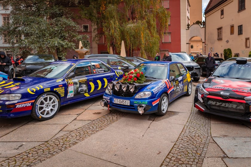 Masza żałobna i pogrzeb kierowcy rajdowego Artura Sękowskiego