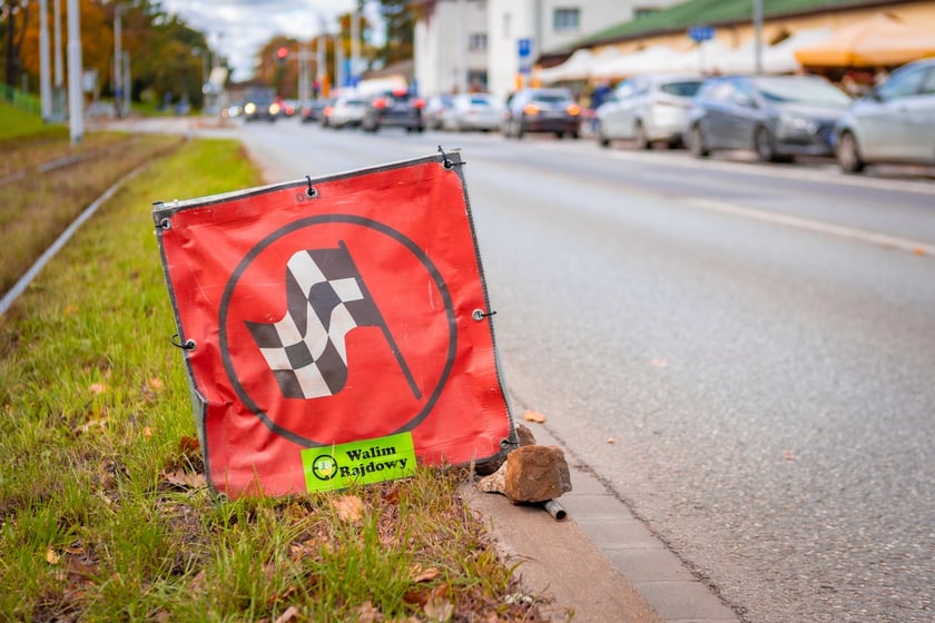 Masza żałobna i pogrzeb kierowcy rajdowego Artura Sękowskiego
