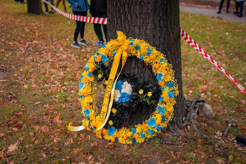 Masza żałobna i pogrzeb kierowcy rajdowego Artura Sękowskiego