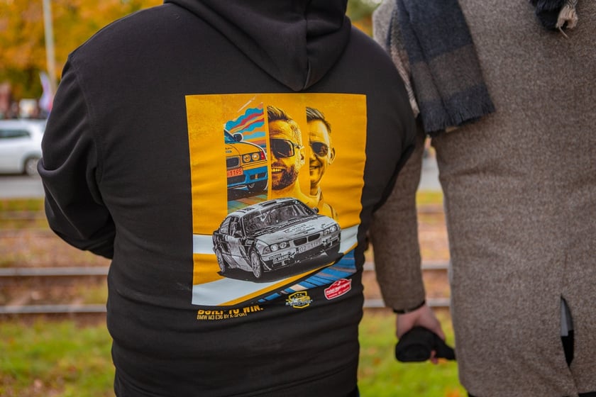 Masza żałobna i pogrzeb kierowcy rajdowego Artura Sękowskiego