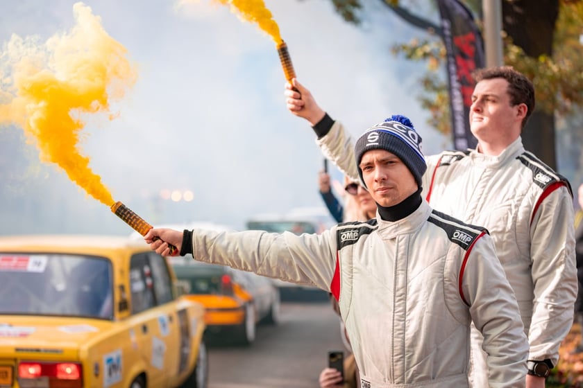Masza żałobna i pogrzeb kierowcy rajdowego Artura Sękowskiego