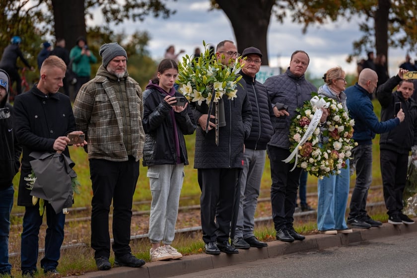 Masza żałobna i pogrzeb kierowcy rajdowego Artura Sękowskiego
