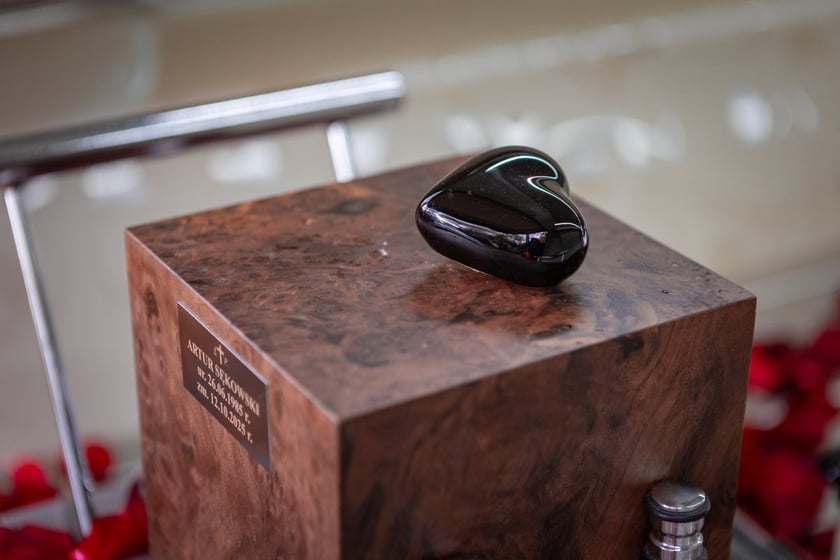 Masza żałobna i pogrzeb kierowcy rajdowego Artura Sękowskiego