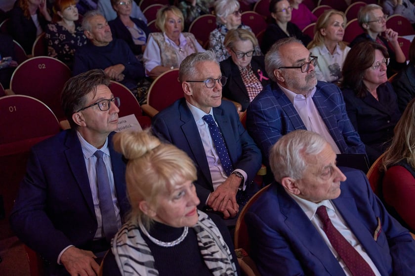 Uroczystość 30-lecia programu wczesnego wykrywania raka piersi we Wrocławiu